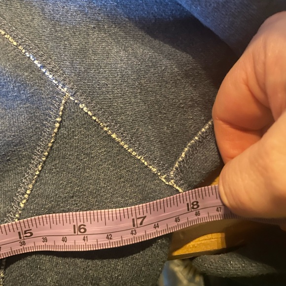 TNA Aritzia Blue Logo Hoodie Size Medium - Picture 11 of 16